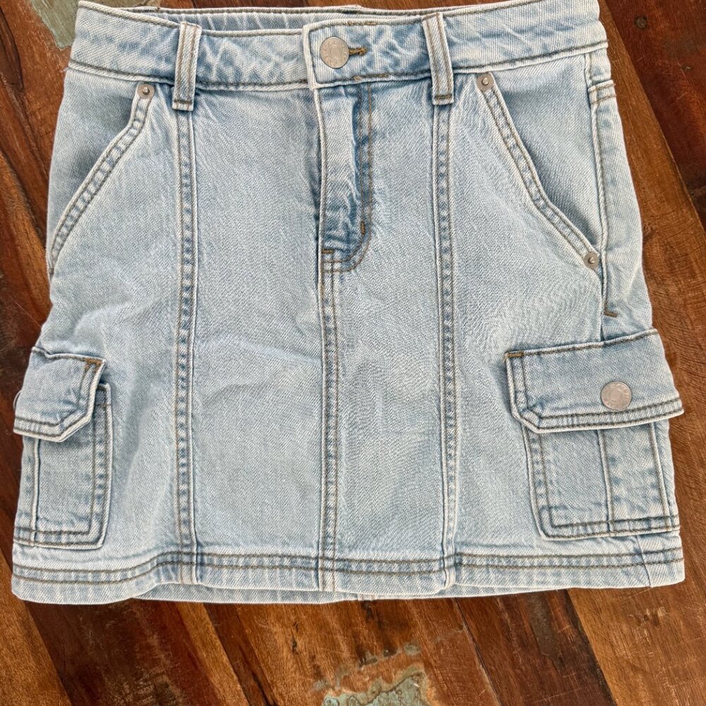 Cat & Jack Girls Denim Mini Skirt Size 8 - Picture 9 of 9
